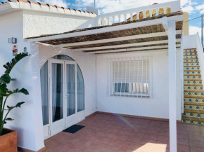 CASA VACACIONAL EN DENIA REF. 004